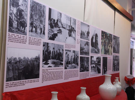 Triển lãm 103 bức ảnh về Đại tướng Võ Nguyên Giáp